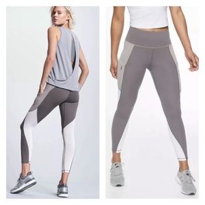 Athleta Colorblock Up For Anything 7/8 Leggings M